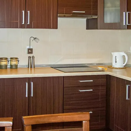 1 Bedroom In Daire *